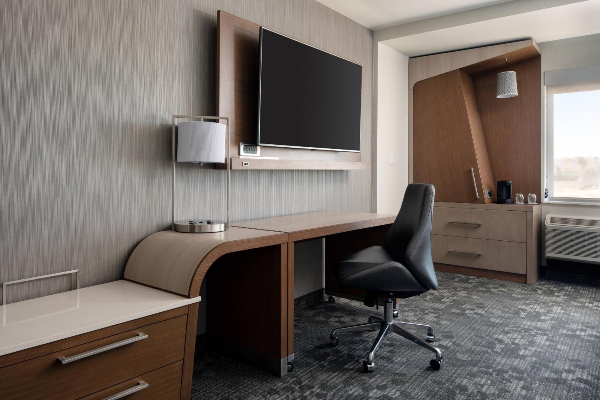 Courtyard By Marriott Loveland Fort Collins Exteriör bild